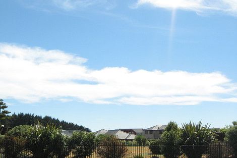 Photo of property in 58 Eastwood Rise, Waimairi Beach, Christchurch, 8083