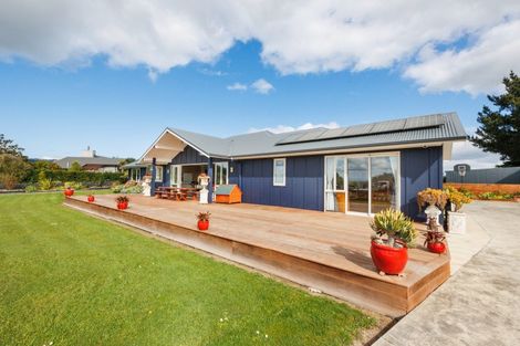 Photo of property in 37 Branksome Place, Aokautere, Palmerston North, 4471