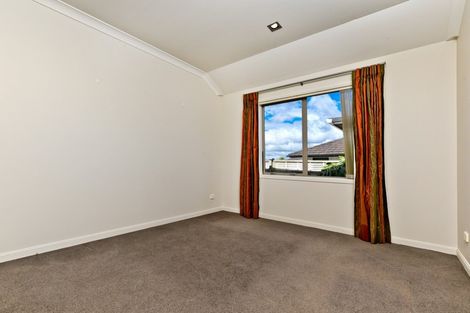 Photo of property in 58 Grand Drive, Orewa, 0931