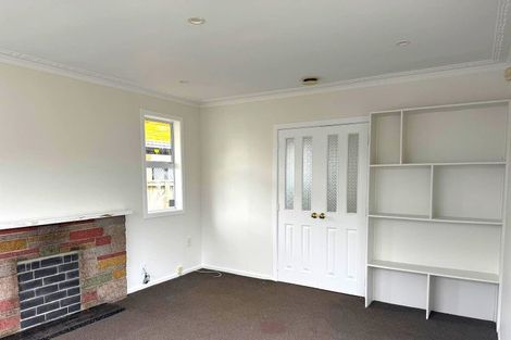 Photo of property in 118 Gloucester Road, Manurewa, Auckland, 2102