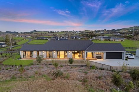 Photo of property in 6 Peet Row, Pokeno, 2471