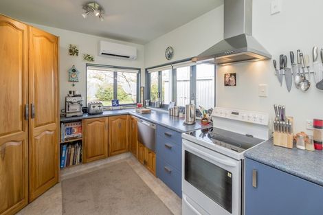 Photo of property in 32 Pratt Avenue, Foxton Beach, Foxton, 4815