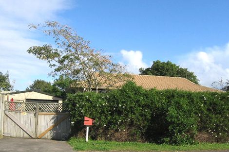 Photo of property in 2/5 Cameron Place, Ranui, Auckland, 0612