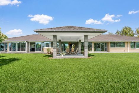 Photo of property in 2342 Cove Road, Mangawhai, Kaiwaka, 0573