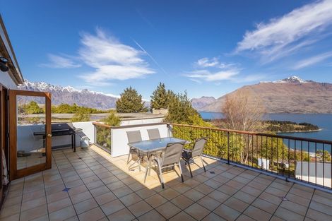 Photo of property in 20b Manchester Place, Queenstown, 9300