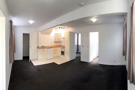 Photo of property in 82 Forrest Hill Road, Forrest Hill, Auckland, 0620