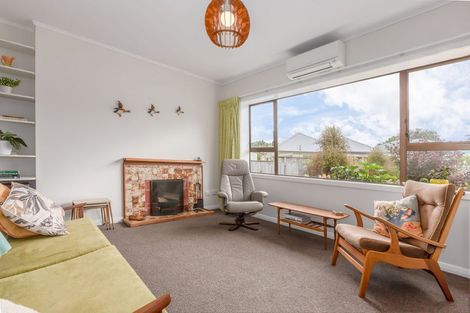 Photo of property in 225 Riverside Drive, Waterloo, Lower Hutt, 5011