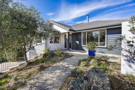 Photo of property in 24 Sunninghurst Drive, Fairfield, Dunedin, 9018