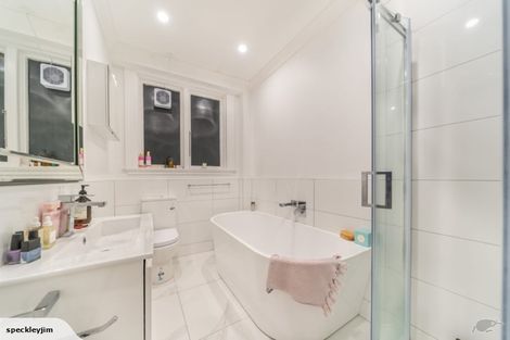 Photo of property in 246u3 Oriental Parade, Oriental Bay, Wellington, 6011