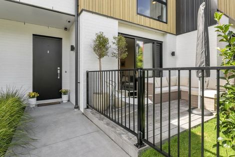 Photo of property in 8 Jack Seabrook Road, Hobsonville, Auckland, 0616