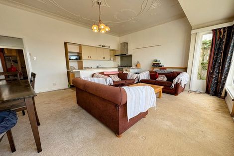 Photo of property in 2 Springfield Terrace, Kelburn, Wellington, 6012