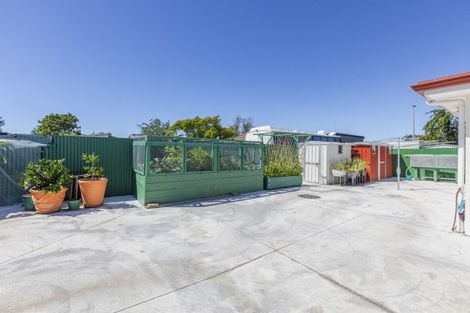 Photo of property in 106 Latham Street, Marewa, Napier, 4110
