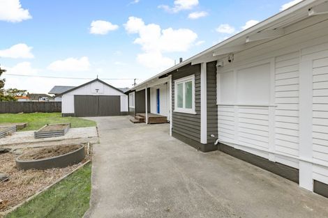 Photo of property in 1/2 Hunua Road, Papakura, 2110