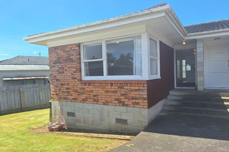 Photo of property in 28 Landscape Road, Papatoetoe, Auckland, 2025