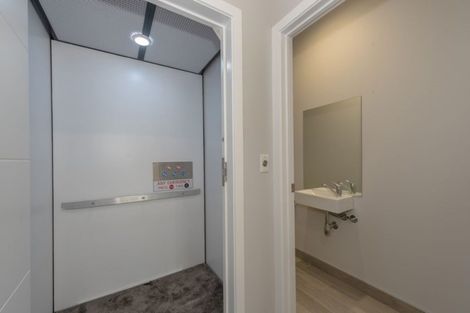 Photo of property in 25b Shrule Place, Huntington, Hamilton, 3210