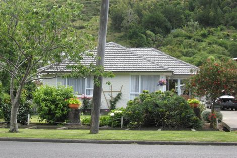 Photo of property in 126 Wakefield Avenue, Sumner, Christchurch, 8081