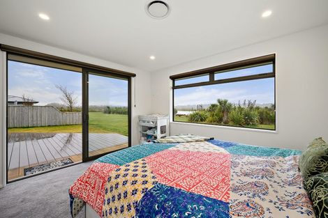 Photo of property in 12 Marangai Drive, Pegasus, 7612