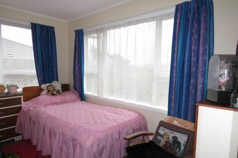 Photo of property in 27 Lyndhurst Street, Westport, 7825