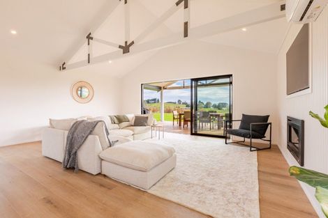 Photo of property in 1 Braehead Road, Otane, 4277