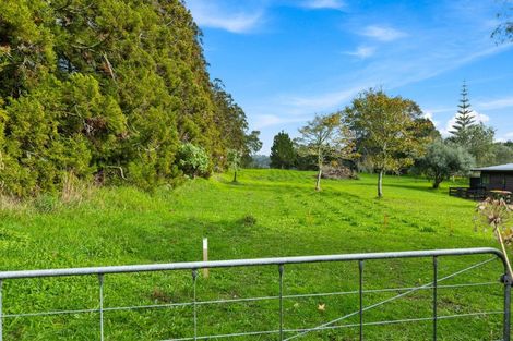 Photo of property in 112 Sanders Road, Paremoremo, Auckland, 0793