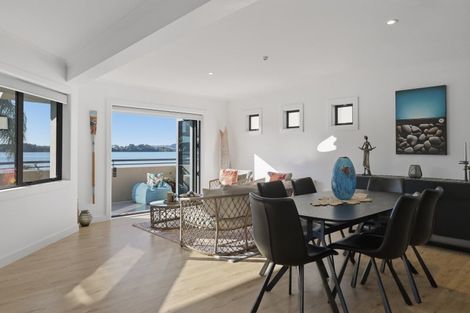 Photo of property in 4/2 Sixth Avenue, Tauranga, 3110