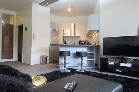 Photo of property in Endeavour Apartments, 19/125u Thorndon Quay, Pipitea, Wellington, 6011
