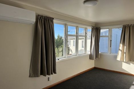 Photo of property in 8-10 Dix Crescent, Riversdale, Blenheim, 7201