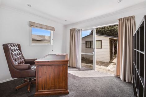 Photo of property in 41 Waratah Street, Avondale, Christchurch, 8061