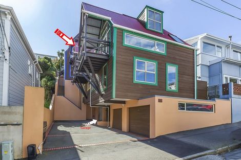 Photo of property in 83b Majoribanks Street, Mount Victoria, Wellington, 6011