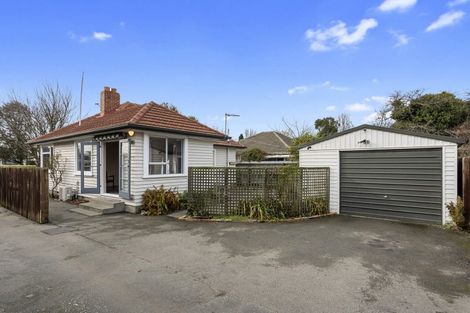 Photo of property in 17 Worthy Street, Ilam, Christchurch, 8041