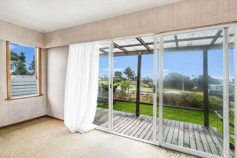 Photo of property in 112 Matai Street, Castlecliff, Whanganui, 4501