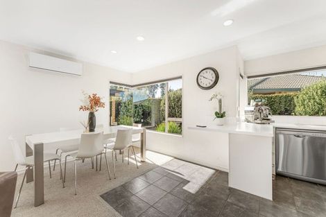 Photo of property in 18a Haven Grove, Papamoa Beach, Papamoa, 3118
