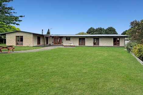 Photo of property in 21 Bowie Drive, Woodend, 7610