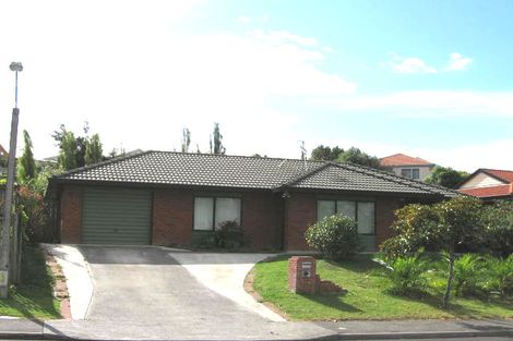 Photo of property in 65 Harmel Road, Glendene, Auckland, 0602