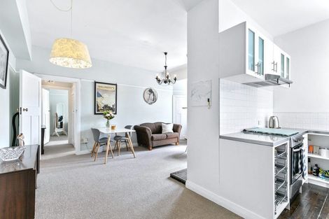 Photo of property in 24u3 Elizabeth Street, Mount Victoria, Wellington, 6011