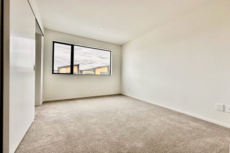 Photo of property in 11 Kiato Lane, Flat Bush, Auckland, 2019