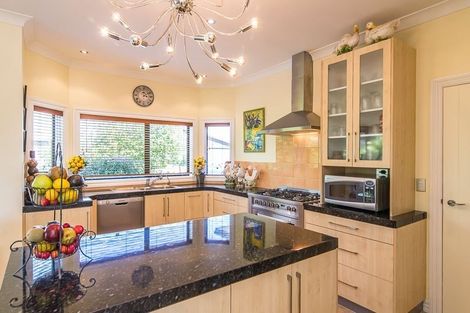 Photo of property in 93 Regent Drive, Paraparaumu Beach, Paraparaumu, 5032