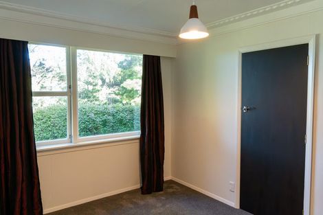 Photo of property in 137 Kaikorai Valley Road, Glenross, Dunedin, 9011