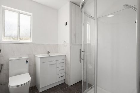 Photo of property in 639 Swanson Road, Swanson, Auckland, 0612