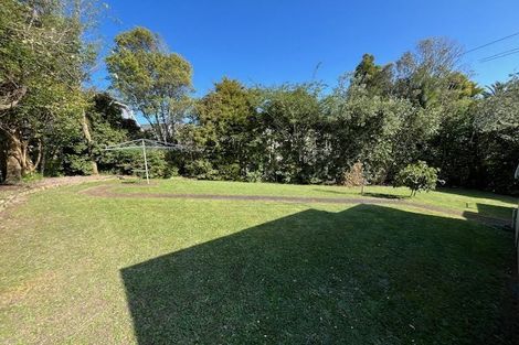 Photo of property in 6 Nea Place, Hillcrest, Auckland, 0627