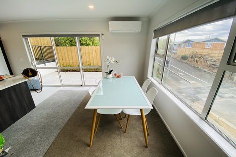 Photo of property in 12u2 Scotland Place, Hillcrest, Hamilton, 3216