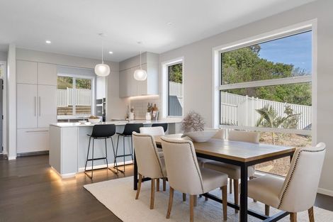 Photo of property in 204 Landmark Terrace, Orewa, 0931