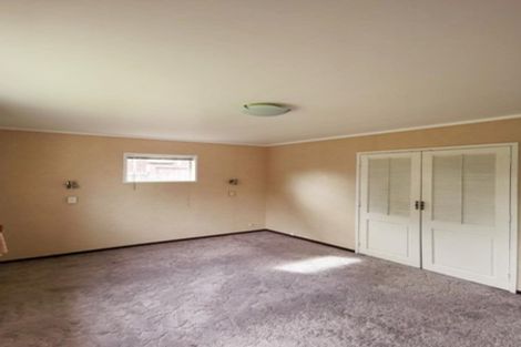 Photo of property in 3 Ciprian Place, Henderson, Auckland, 0612