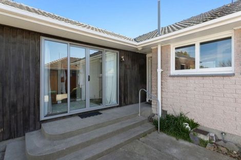 Photo of property in 8 Bermuda Drive, Hornby, Christchurch, 8042