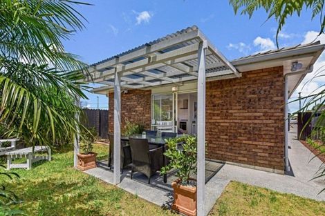 Photo of property in 18a Hall Avenue, Mangere, Auckland, 2022