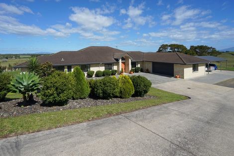 Photo of property in 127 Wallace Road, Temple View, Hamilton, 3289