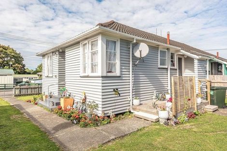 Photo of property in 52 Cuba Street, Marton, 4710