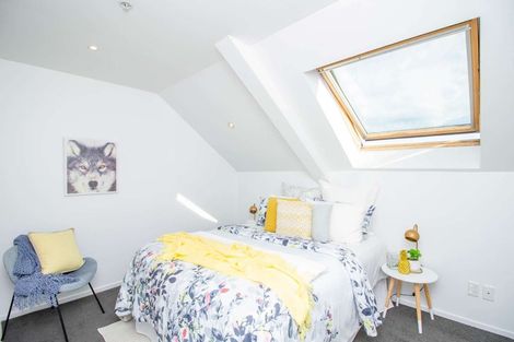 Photo of property in Coromandel Heights, 3/111 Coromandel Street, Newtown, Wellington, 6021