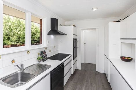Photo of property in 18 Hurunui Street, Cracroft, Christchurch, 8025