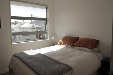 Photo of property in 24u7 Princess Terrace, Newtown, Wellington, 6021